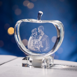 Personalized Gift for Her, Unique Home Decor, Custom Laser Etched Glass, Anniversary, Wedding 3D | Photo Crystal Apple
