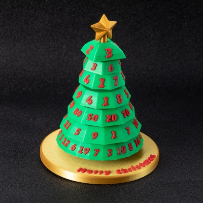 Christmas Tree Dice, Spinning Christmas Tree deco, Christmas Tree Gifts, DND Christmas Gifts Idea