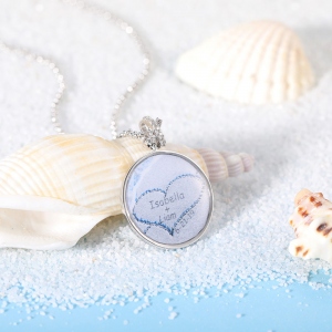 Colar de Praia Personalizado com Coração na Areia em Prata