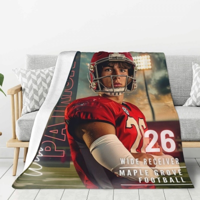 Senior 2025 Sports Blanket Custom Photo Blanket Personalized End of the Year Banquet Gift for Seniors Football