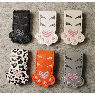 Personalized Cat Paw Magnetic Folding Bookmark