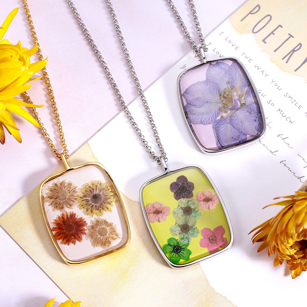 Birth Flower Necklace 