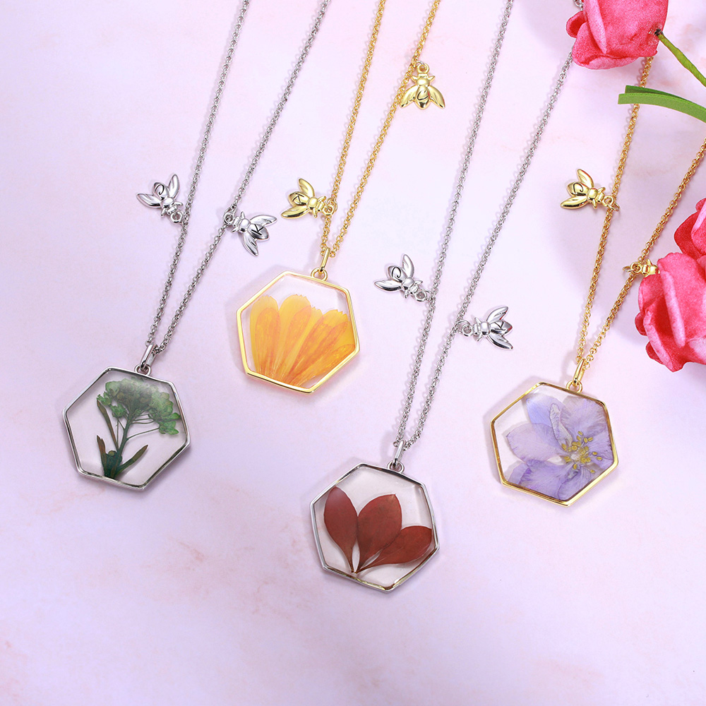 Colar de família com hexágono de flor de nascimento personalizado